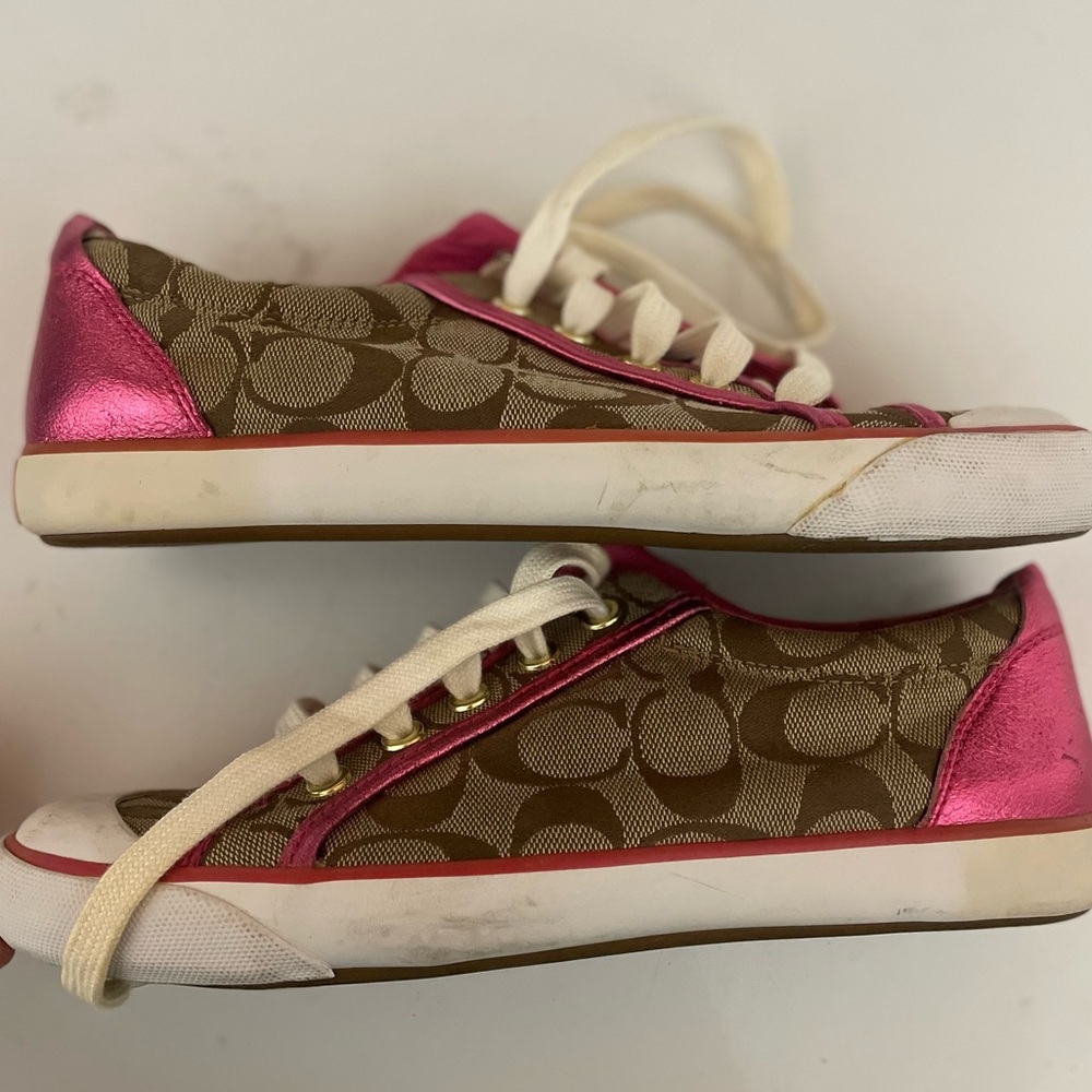 Coach shoes size 8